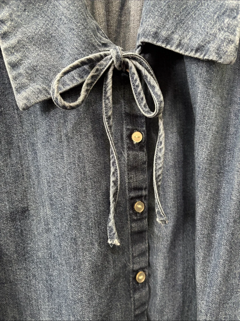 Old Navy Blue Denim Button-Front Tie-Neck Shirt - Picture 4 of 7